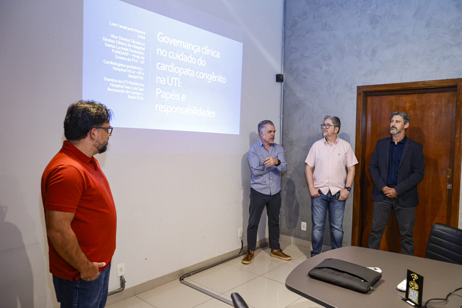 Cassems promove simpósio de integração em UTI pediátrica