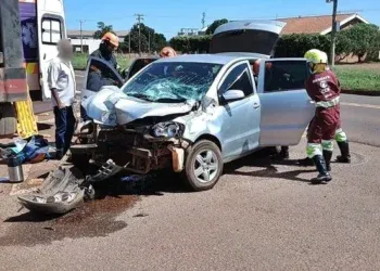 Acidente na BR-163 deixa dois feridos