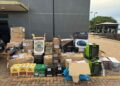 Polícia Federal encontra eletrônicos, bebidas e caixas de som sem documentação fiscal