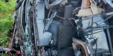 Acidente com caminhão deixa vítima presa às ferragens na MS-040