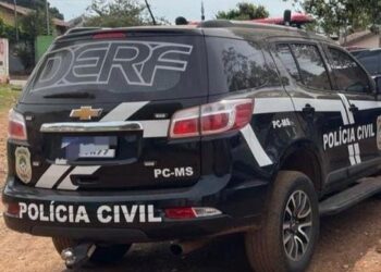 Homem é preso em flagrante após invadir casa e furtar celular e furadeira