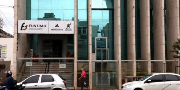 Funtrab orienta população sobre golpes envolvendo falsas vagas e cursos de emprego