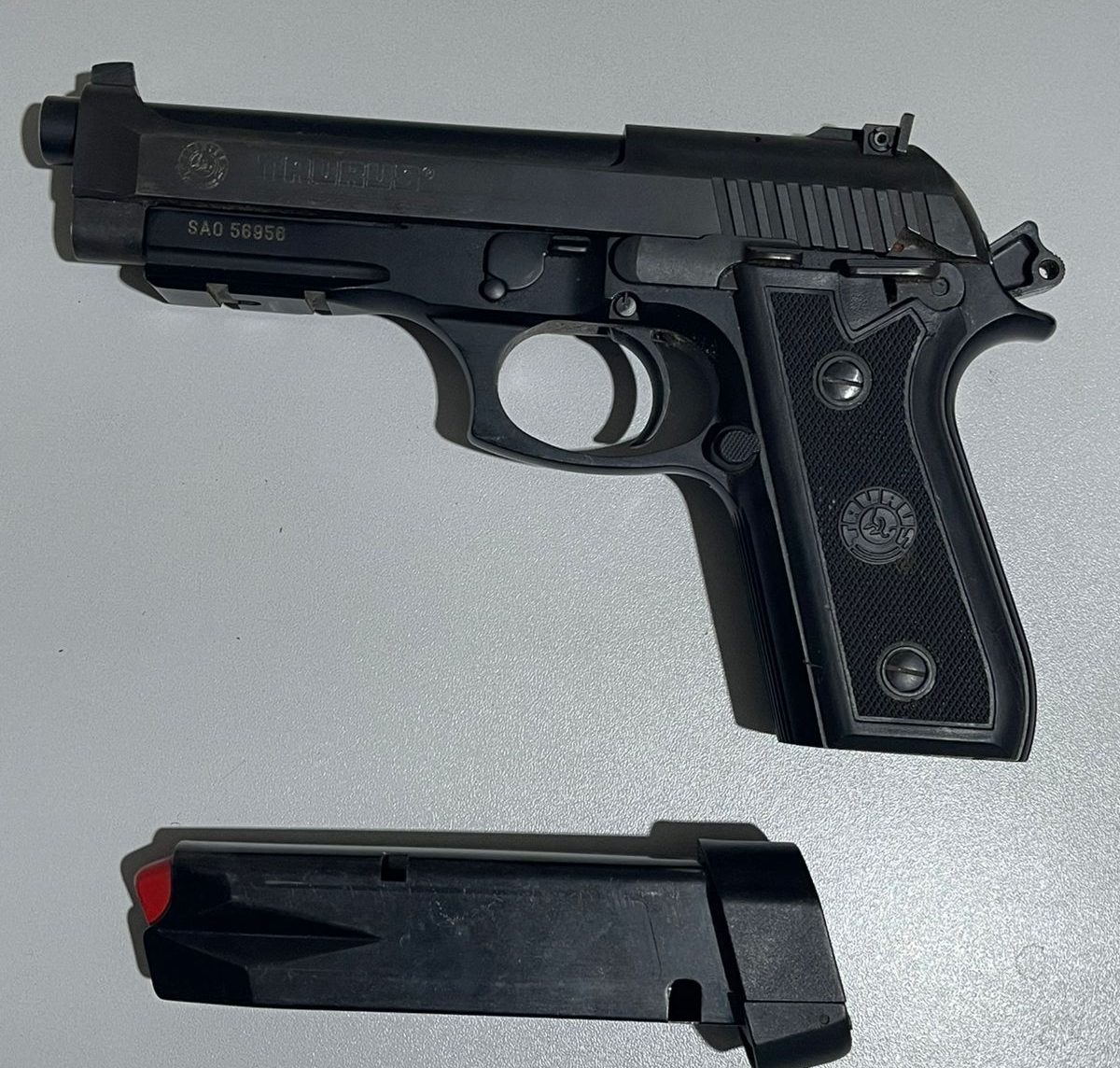 Arma de investigado por violência doméstica é apreendida por decisão judicial