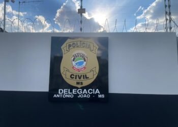 Professor investigado por estuprar alunos é preso em MS