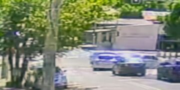 Acidente em cruzamento deixa motorista ferida na Vila Planalto