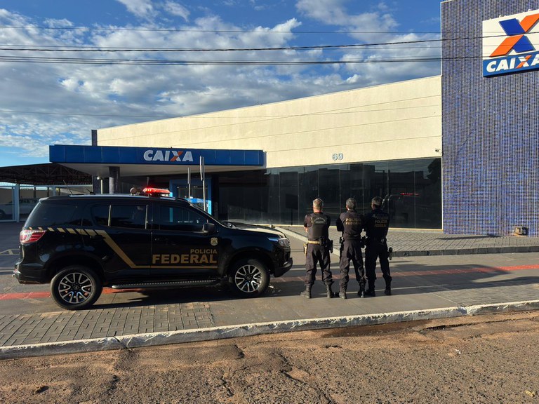 Operação da PF mira fraude em caixas eletrônicos com “Central Fake” em Brasília