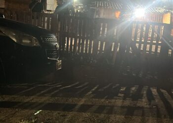 Homem é fuzilado com nove tiros dentro de casa no Centro-Oeste Homem é fuzilado com nove tiros dentro de casa no Centro-Oeste