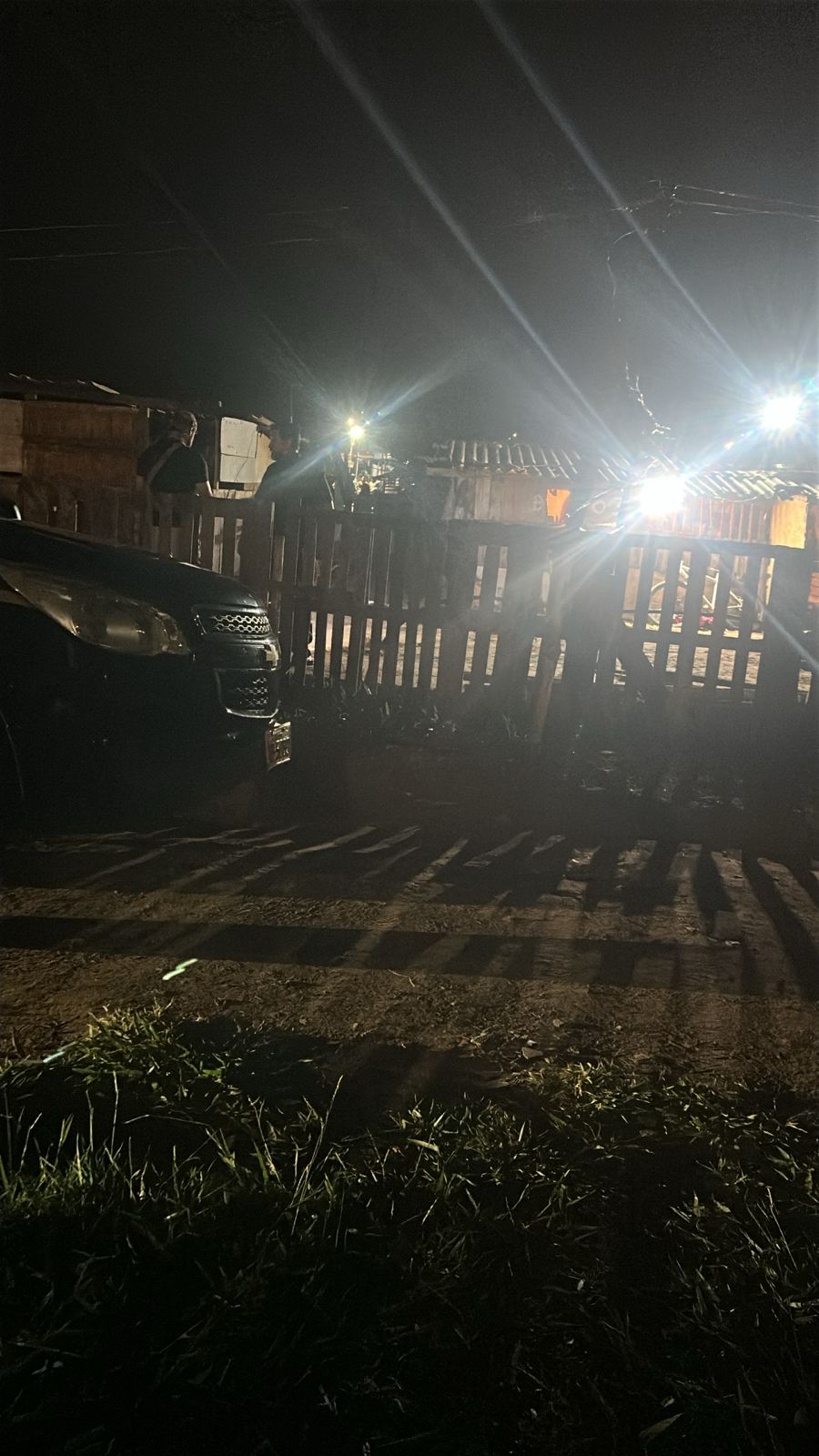 Homem é fuzilado com nove tiros dentro de casa no Centro-Oeste