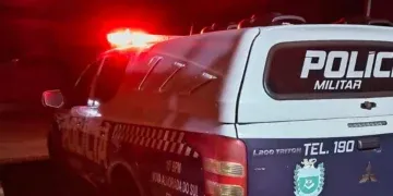 Adolescente é ameaçado de morte pelo pai durante briga