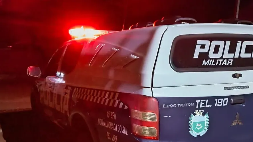 Adolescente é ameaçado de morte pelo pai durante briga