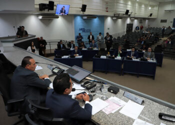 Veto do Executivo a projeto que barra reajuste da taxa do lixo será votado no dia 3