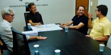 Coronel David articula na Seilog início pavimentação em bairros de Aparecida do Taboado