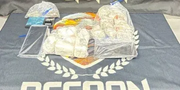 Operação prende dois suspeitos e apreende quase 1 kg de drogas