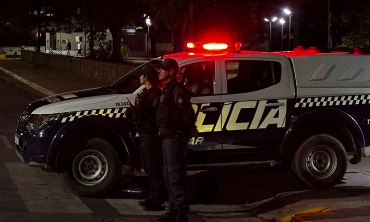 Patrulhamento da PM resulta na prisão de dois foragidos