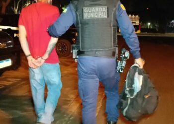 Homem é preso com seis quilos de “super haxixe” em rodoviária