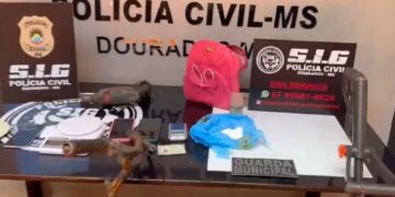 Furto em farmácia leva polícia a fechar ponto de venda de drogas