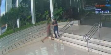 Paciente recém-transplantado é agredido no olho em frente a clínica e pode perder a visão