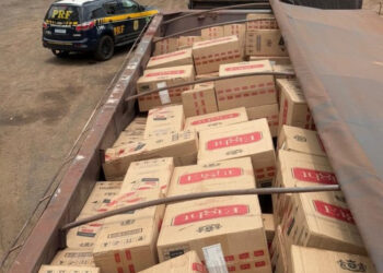 PRF apreende cerca de 600 mil maços de cigarros contrabandeados na BR-262