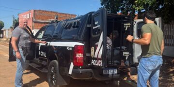 Homem é preso após queimar roupas íntimas da esposa e ameaçá-la de morte em MS