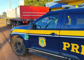 PRF apreende reboque adulterado durante fiscalização na BR-262