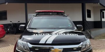 Homem é preso por descumprir medida protetiva e ameaçar ex-companheira