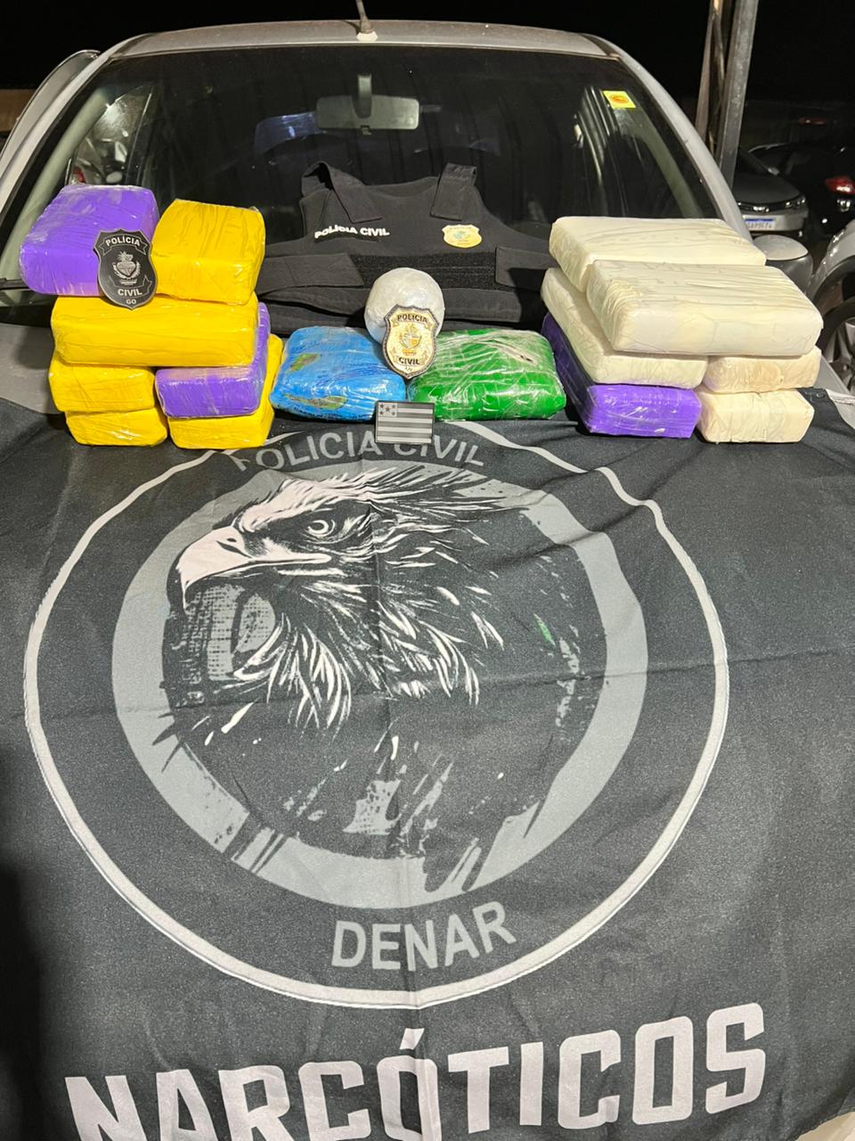 Casal é preso em Campo Grande com drogas e arma escondidas em fundo falso