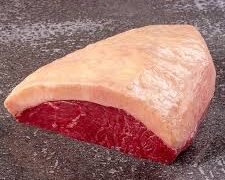 Homem é detido após tentar levar picanha sem pagar em mercado