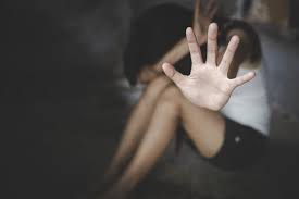 Mulher é agredida a martelada pelo marido e fica em estado grave