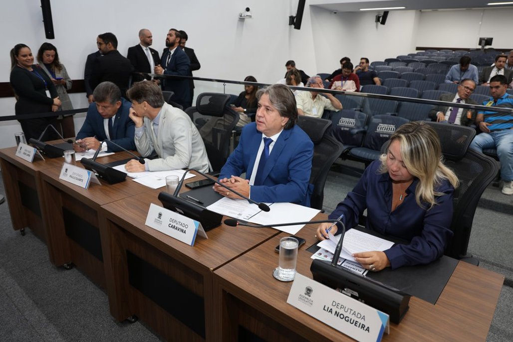 Deputados votam redação final de cadastro de condenados por violência doméstica