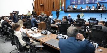 Deputados votam  em 2ª discussão nesta quarta-feira  projeto que institui o Dia  Estadual dos Esportes Equestres