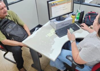 Funsat oferece 1.074 vagas de emprego em 102 profissões nesta terça-feira