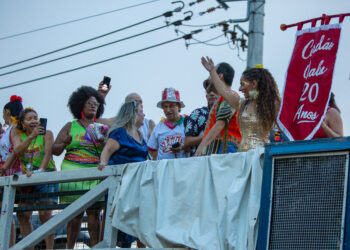 Cordão Valu fecha Carnaval 2026 com festa para crianças e cortejos