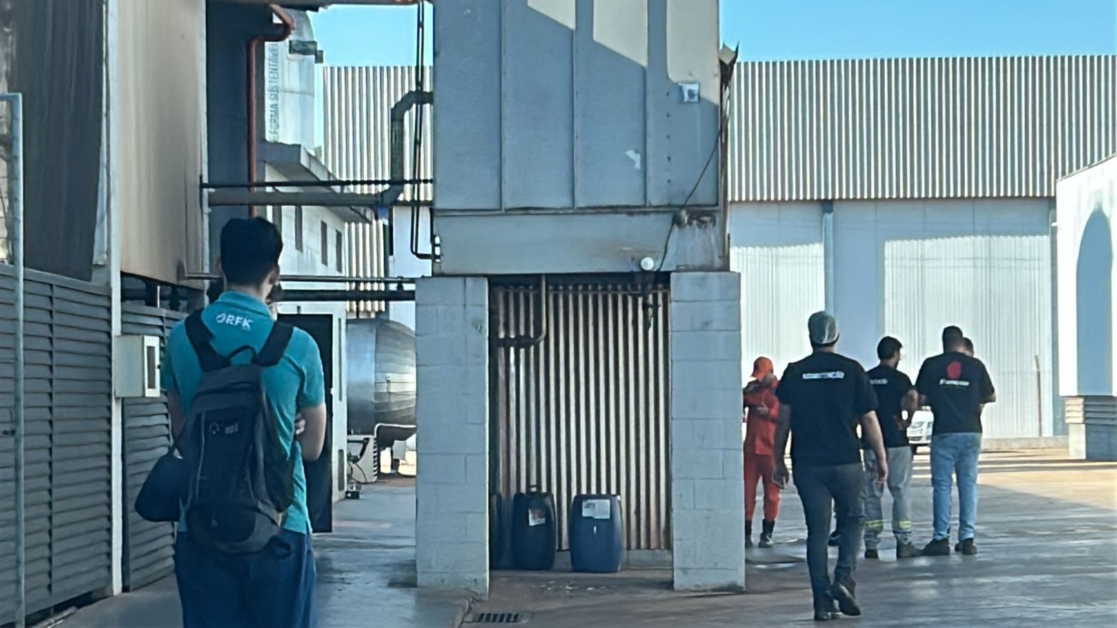 Vazamento de amônia em fábrica de refrigerantes mobiliza Bombeiros no Núcleo Industrial