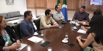 Gestão estadual investe em hospitais e vacinação para ampliar atendimento