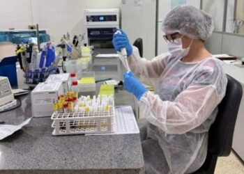 Mato Grosso do Sul dobra análises genômicas e fortalece vigilância em saúde