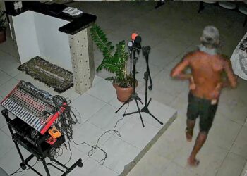 Homem é preso após arrombar igreja e furtar dinheiro