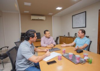 Calor da espera: Coronel David transforma diagnóstico em investimento na saúde da Capital