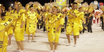 Veja a programação do último dia de desfiles das escolas de samba