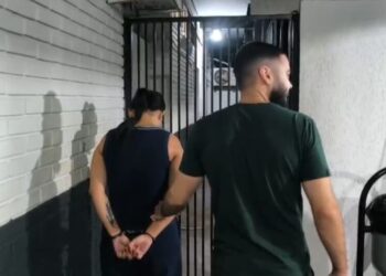 Mulher é presa em flagrante ao tentar aplicar novo golpe do falso consórcio