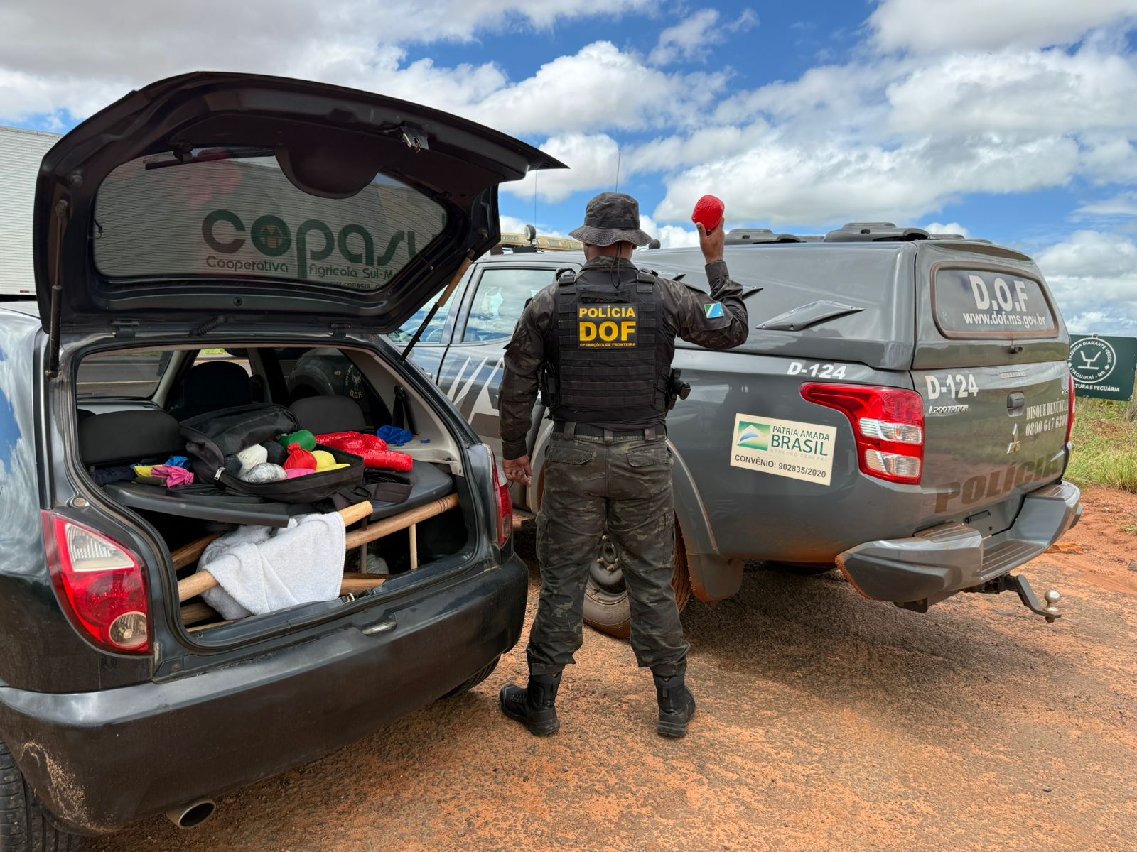 DOF apreende droga de R$ 700 mil e prende casal