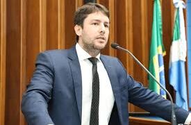 Cantan perde mais uma após atacar Cassems