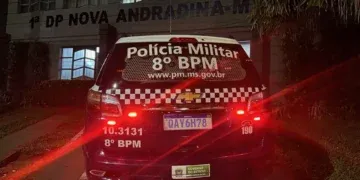 Ex-namorado espanca mulher, a persegue e acaba preso