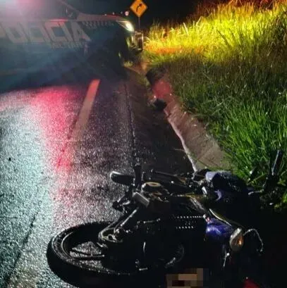 Motociclista é resgatado após cair em ribanceira na MS-316