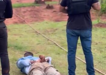 Foragido é preso após agredir companheira e incendiar residência