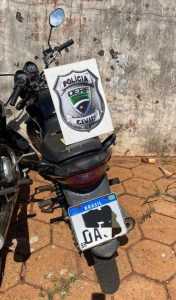 Moto furtada é recuperada em condomínio de Campo Grande