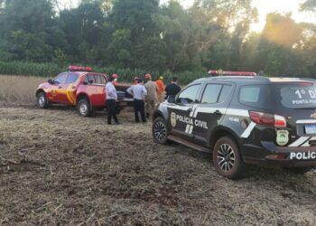 Corpo chado em rio mobiliza forças de segurança na região de fronteira Corpo chado em rio mobiliza forças de segurança na região de fronteira