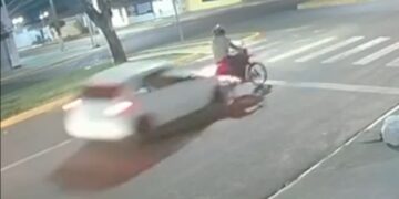 Motorista que atropelou e fugiu deixa motociclista gravemente ferido e acaba preso