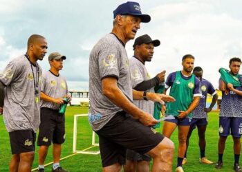 Times trocam técnicos em meio à pressão no Estadual