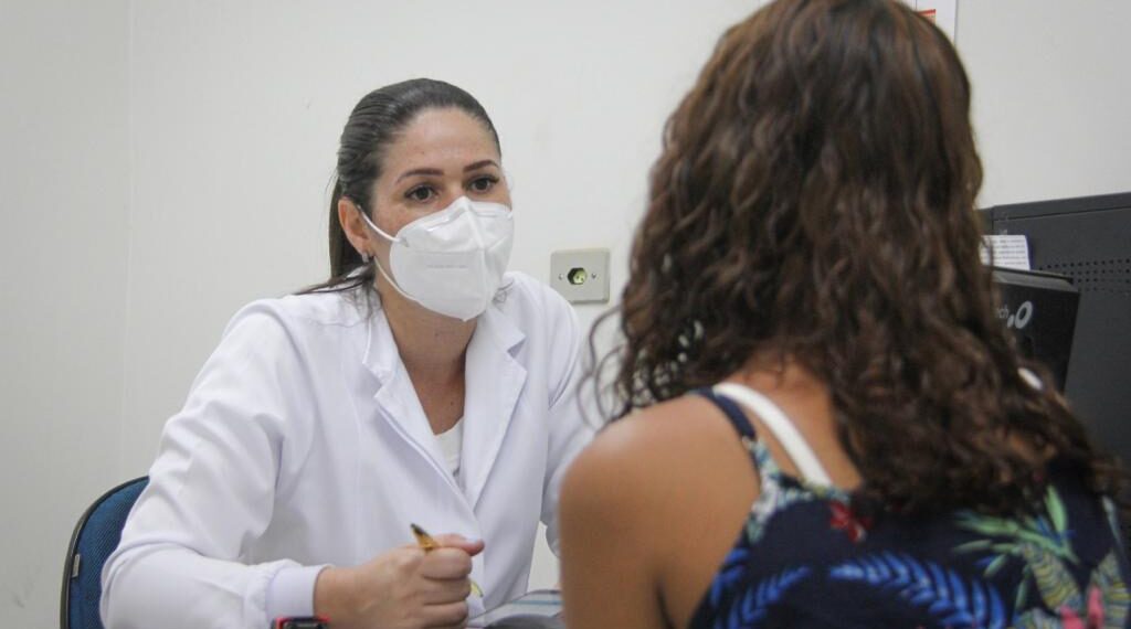Bolsas de até R$ 12 mil: matrículas de residências encerram hoje