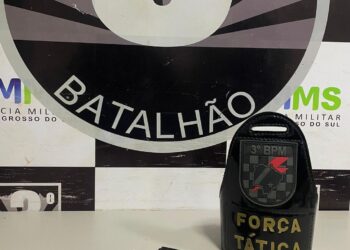 Idoso em surto efetua disparo e quase atinge adolescente